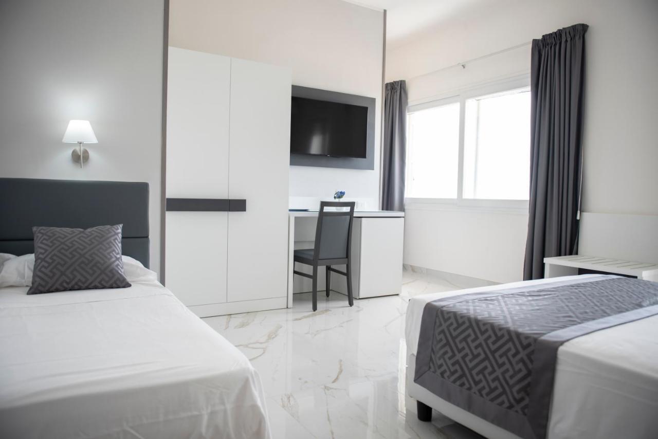 Hotel Blu Порто-Чезарео Экстерьер фото
