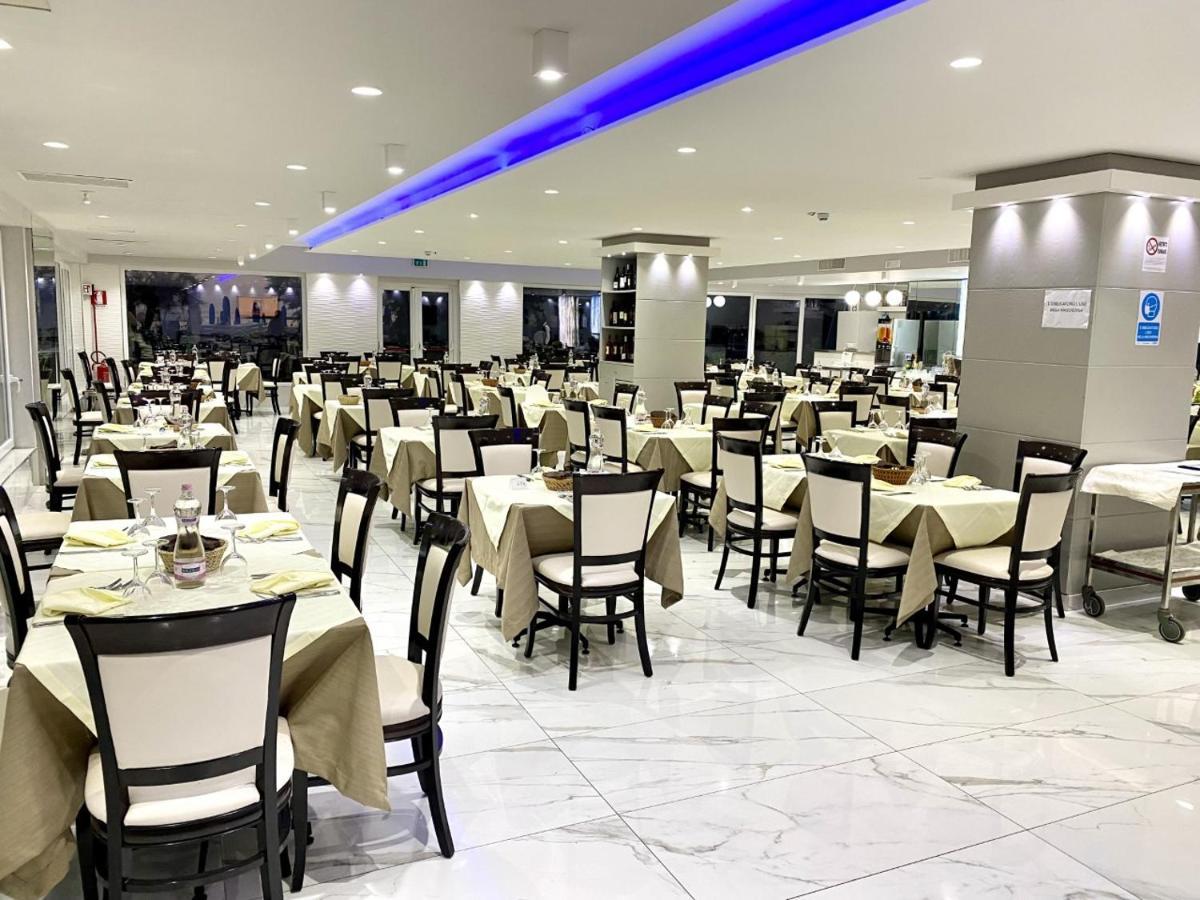 Hotel Blu Порто-Чезарео Экстерьер фото