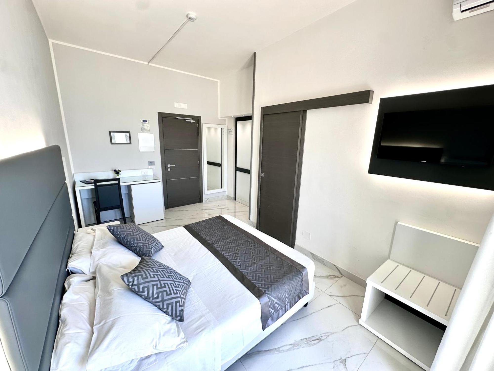 Hotel Blu Порто-Чезарео Экстерьер фото