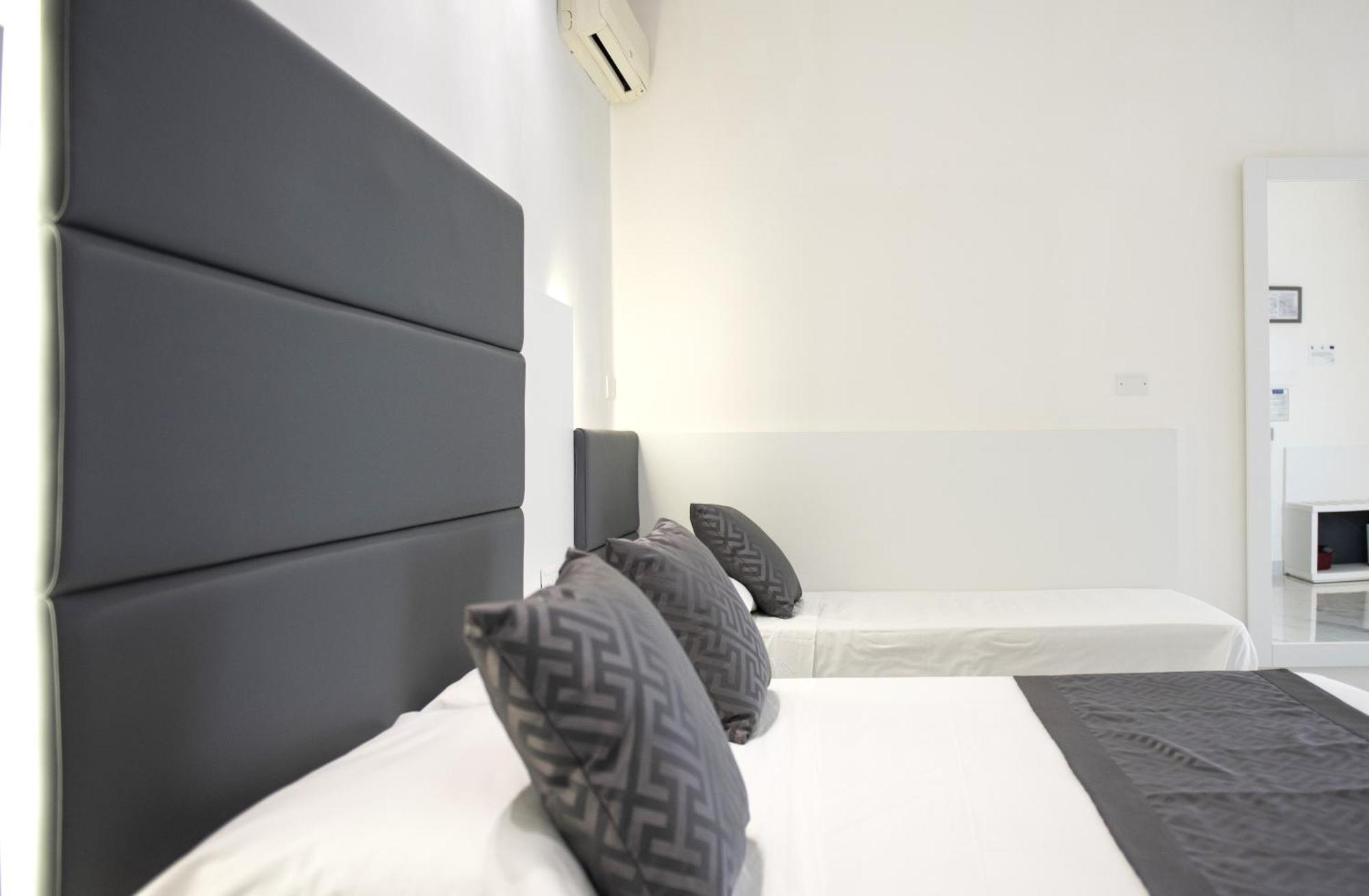 Hotel Blu Порто-Чезарео Экстерьер фото